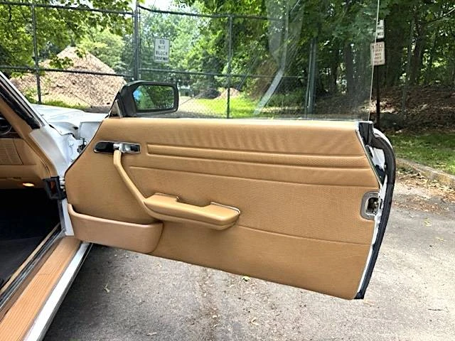 1987 Mercedes-Benz R107 SL-Class - Image 10 of 24