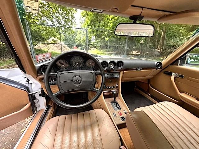 1987 Mercedes-Benz R107 SL-Class - Image 8 of 24