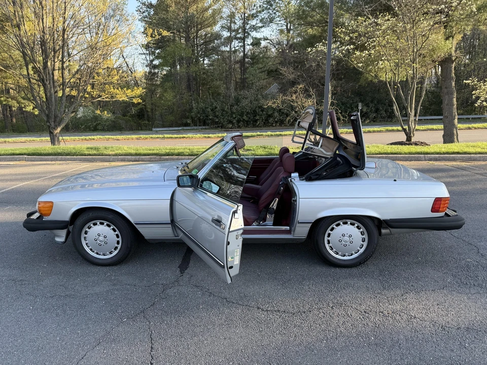 1987 Mercedes-Benz R107 SL-Class - Image 21 of 31