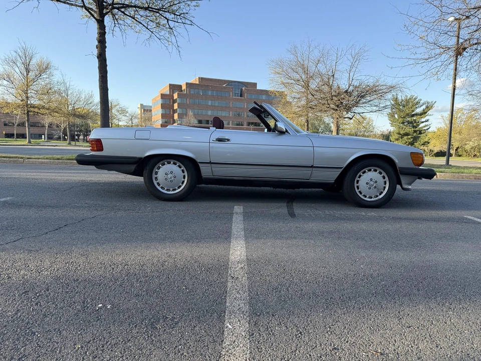 1987 Mercedes-Benz R107 SL-Class - Image 11 of 31