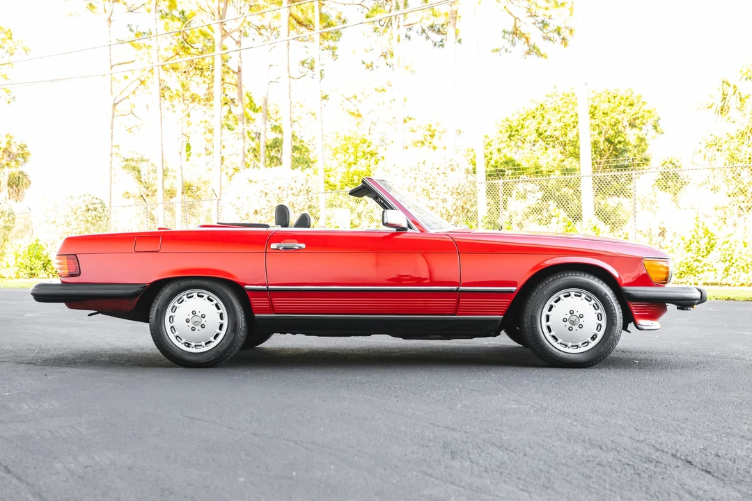 1987 Mercedes-Benz R107 SL-Class - Image 12 of 31