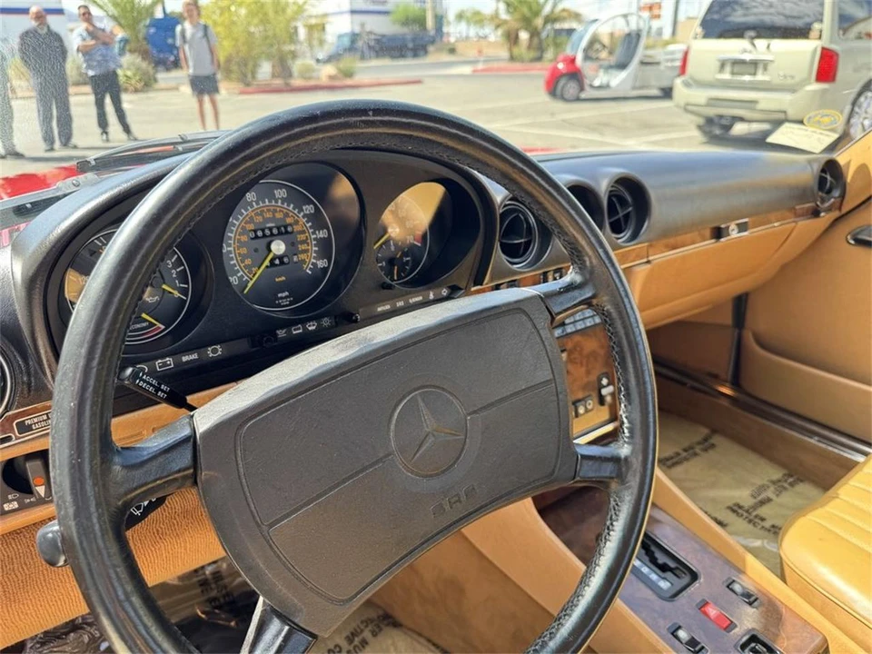 1987 Mercedes-Benz R107 SL-Class - Image 17 of 31
