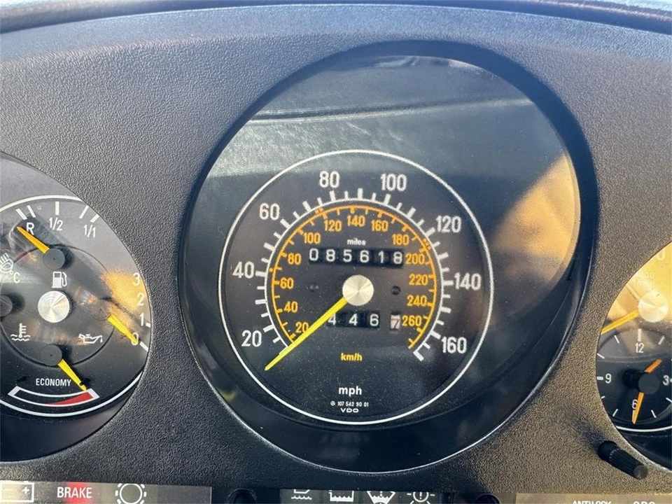 1987 Mercedes-Benz R107 SL-Class - Image 11 of 31
