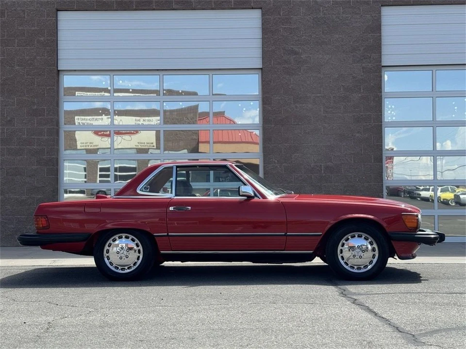 1987 Mercedes-Benz R107 SL-Class - Image 2 of 31