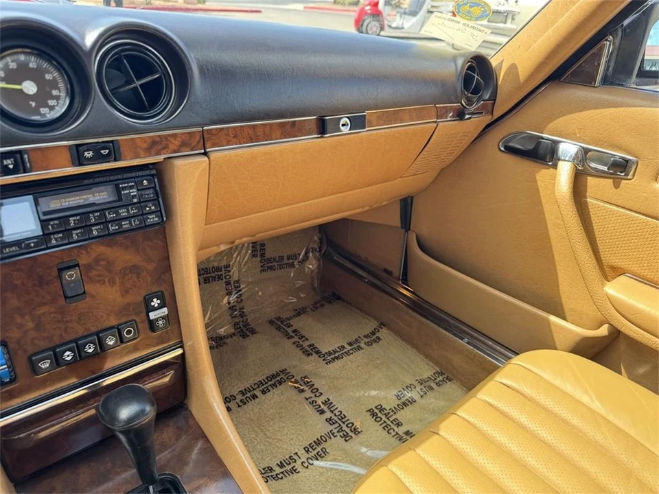 1987 Mercedes-Benz R107 SL-Class - Image 12 of 31