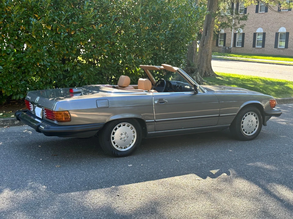 1987 Mercedes-Benz R107 SL-Class - Image 14 of 31