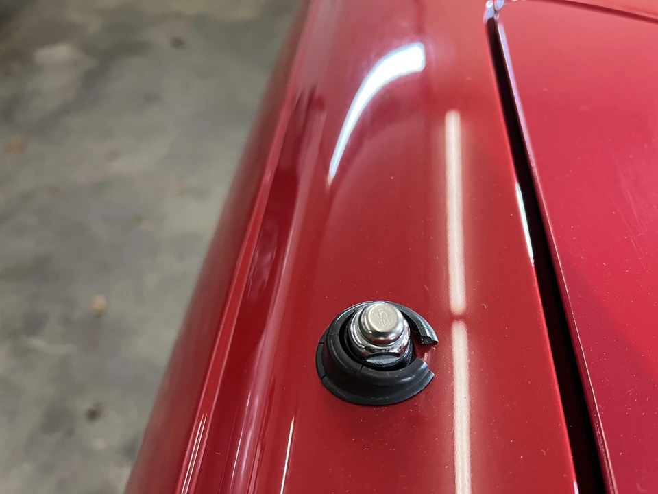 1987 Mercedes-Benz R107 SL-Class - Image 29 of 31