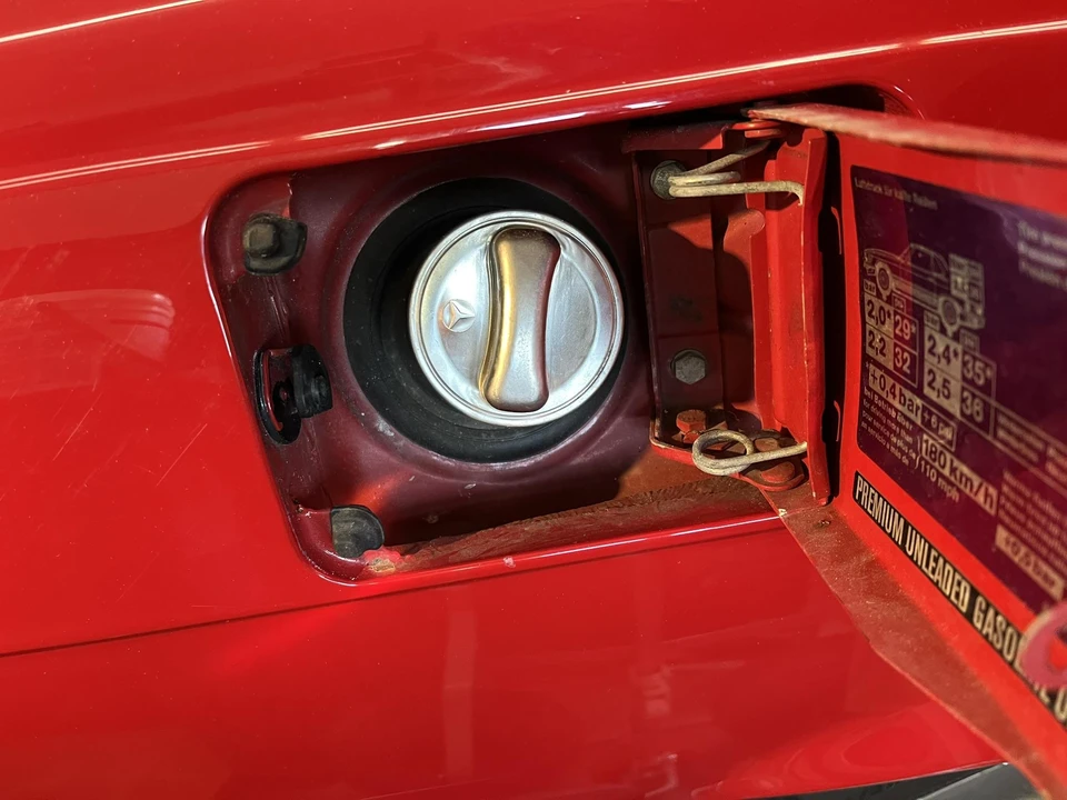 1987 Mercedes-Benz R107 SL-Class - Image 26 of 31