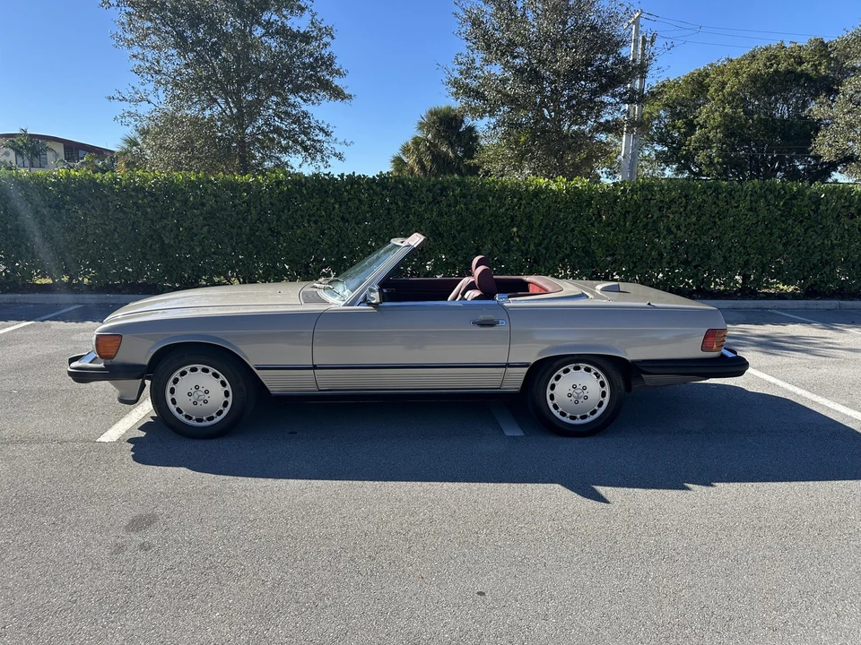 1987 Mercedes-Benz R107 SL-Class - Image 19 of 31