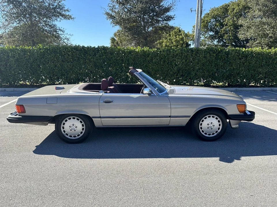 1987 Mercedes-Benz R107 SL-Class - Image 15 of 31