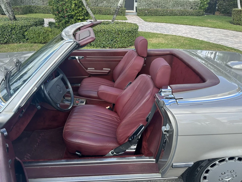 1987 Mercedes-Benz R107 SL-Class - Image 23 of 31