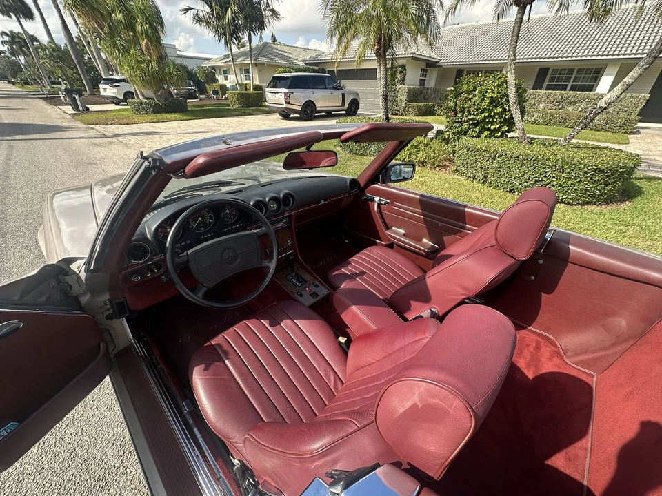 1987 Mercedes-Benz R107 SL-Class - Image 25 of 31