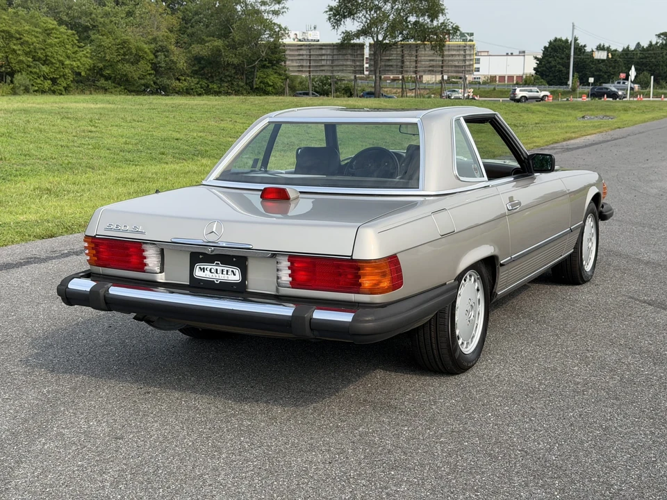 1987 Mercedes-Benz R107 SL-Class - Image 18 of 31