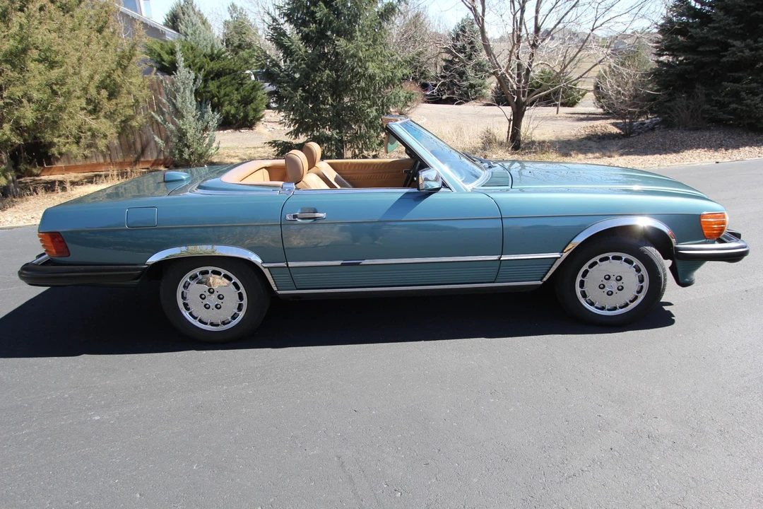 1987 Mercedes-Benz R107 SL-Class - Image 14 of 31