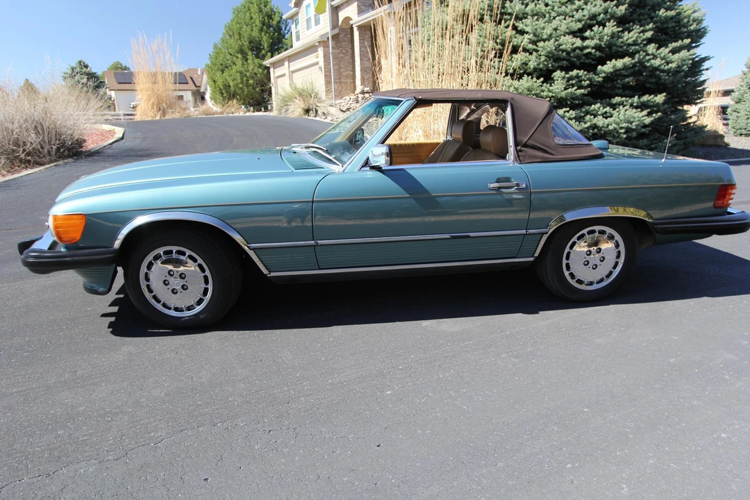 1987 Mercedes-Benz R107 SL-Class - Image 17 of 31