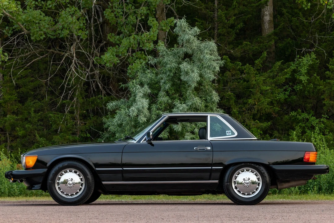 1987 Mercedes-Benz R107 SL-Class - Image 4 of 31