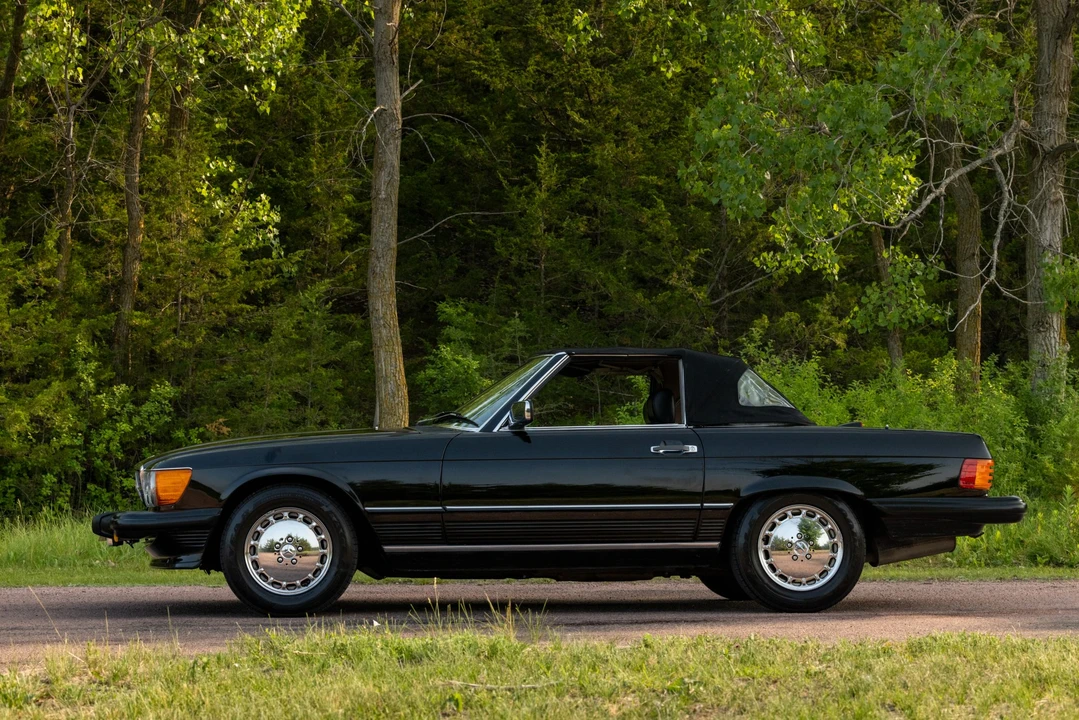 1987 Mercedes-Benz R107 SL-Class - Image 19 of 31