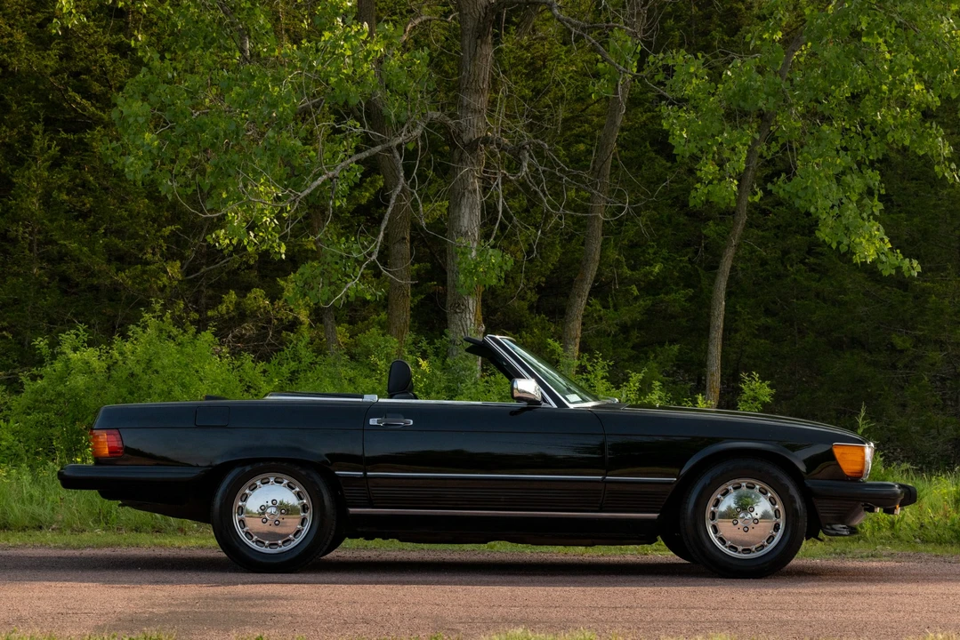 1987 Mercedes-Benz R107 SL-Class - Image 28 of 31