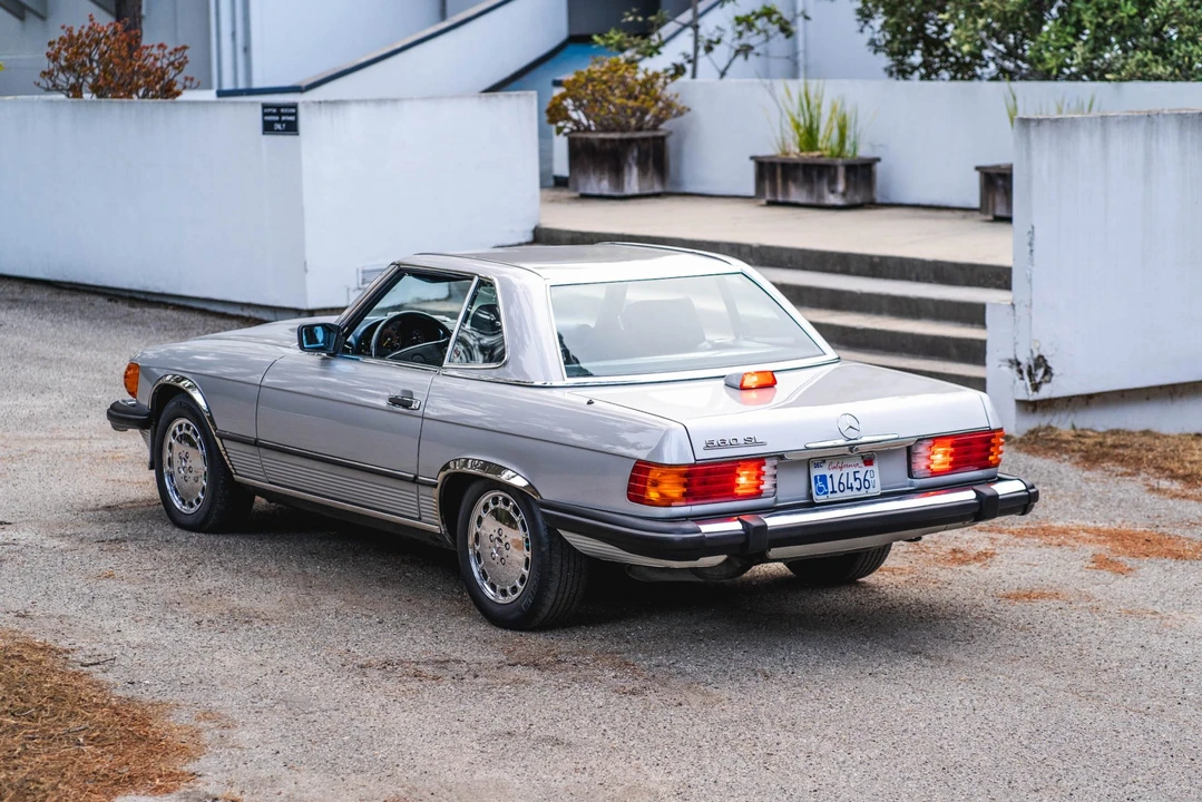 1987 Mercedes-Benz R107 SL-Class - Image 28 of 31