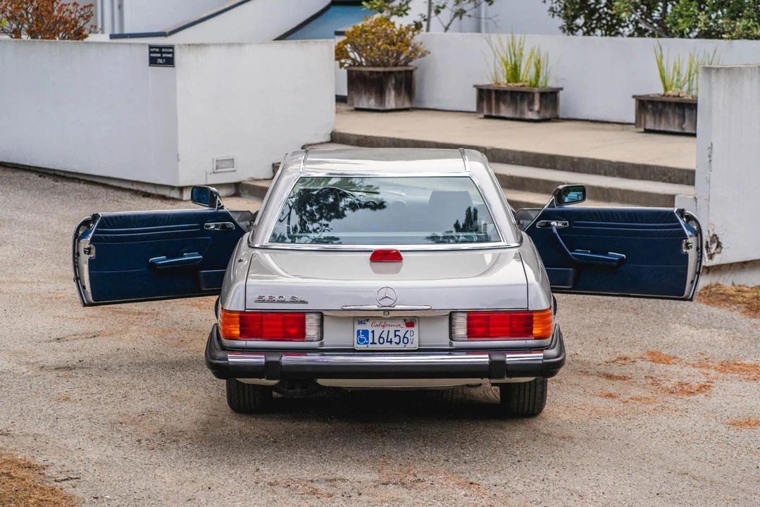1987 Mercedes-Benz R107 SL-Class - Image 25 of 31