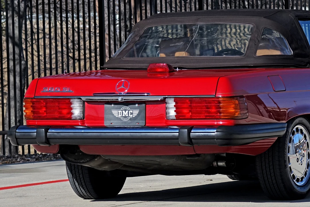 1987 Mercedes-Benz R107 SL-Class - Image 20 of 31