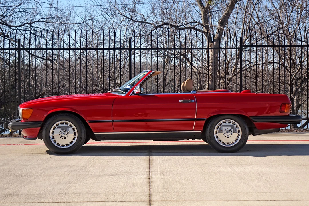 1987 Mercedes-Benz R107 SL-Class - Image 13 of 31
