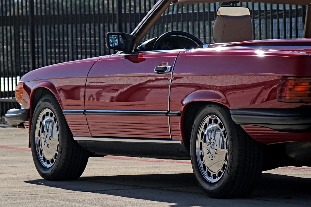 1987 Mercedes-Benz R107 SL-Class - Image 14 of 31
