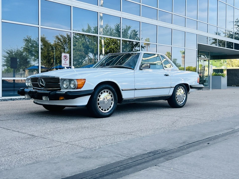 1987 Mercedes-Benz R107 SL-Class - Image 2 of 31