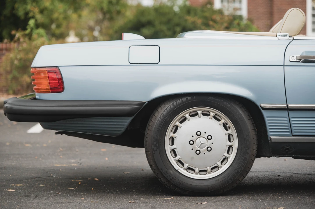 1987 Mercedes-Benz R107 SL-Class - Image 29 of 31