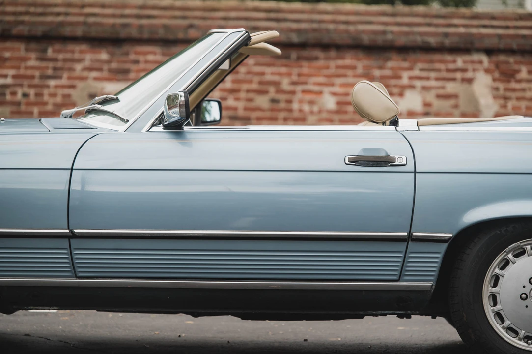 1987 Mercedes-Benz R107 SL-Class - Image 25 of 31