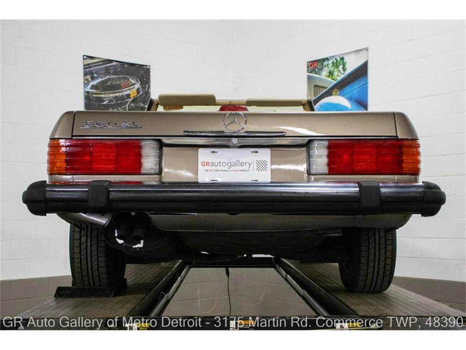 1987 Mercedes-Benz R107 SL-Class - Image 20 of 31