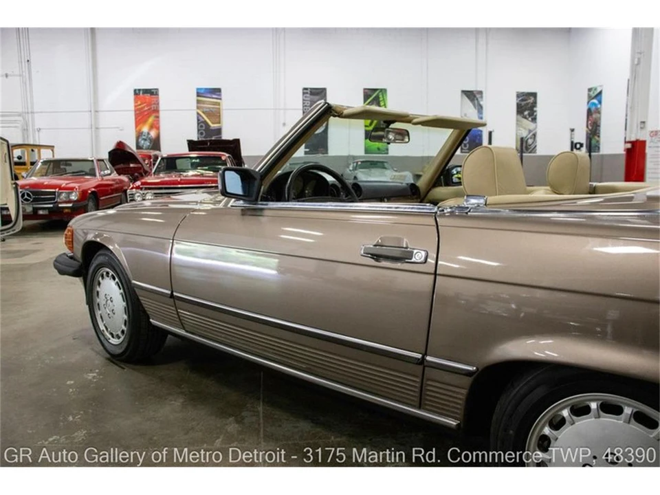1987 Mercedes-Benz R107 SL-Class - Image 22 of 31