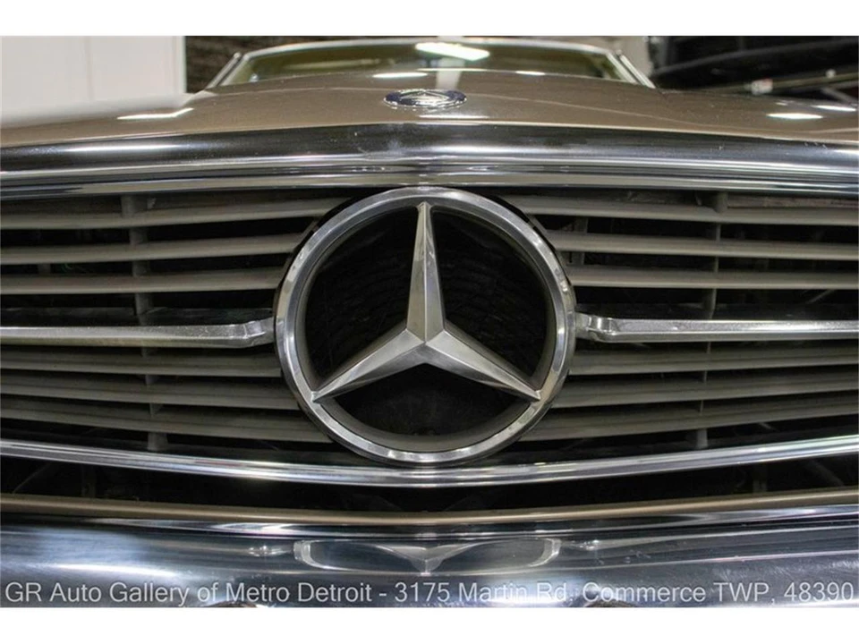 1987 Mercedes-Benz R107 SL-Class - Image 30 of 31