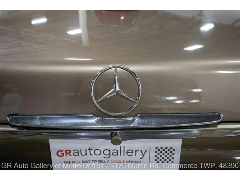 1987 Mercedes-Benz R107 SL-Class - Image 31 of 31