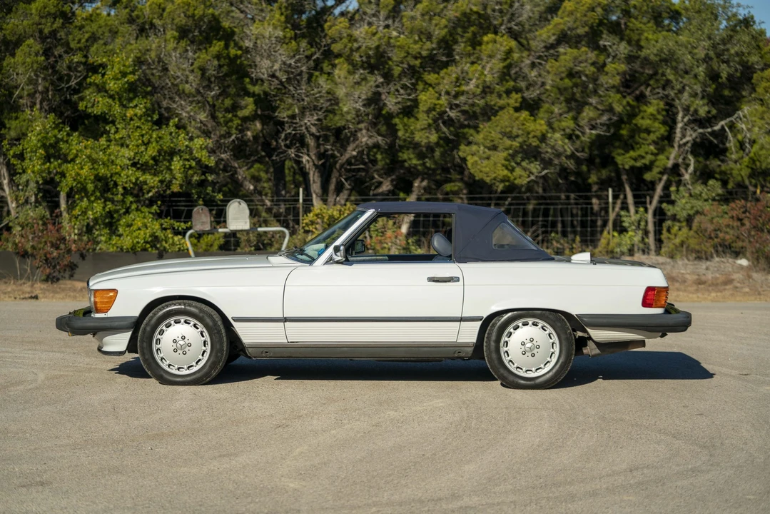 1987 Mercedes-Benz R107 SL-Class - Image 19 of 31