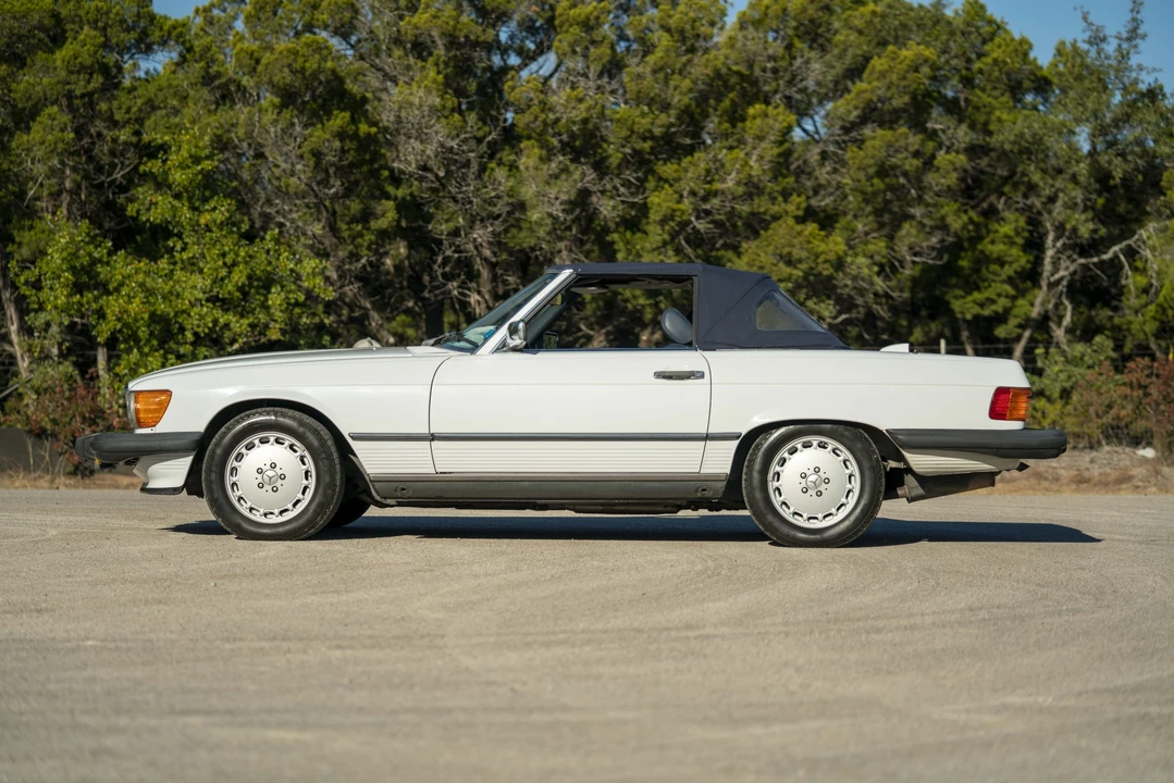 1987 Mercedes-Benz R107 SL-Class - Image 18 of 31