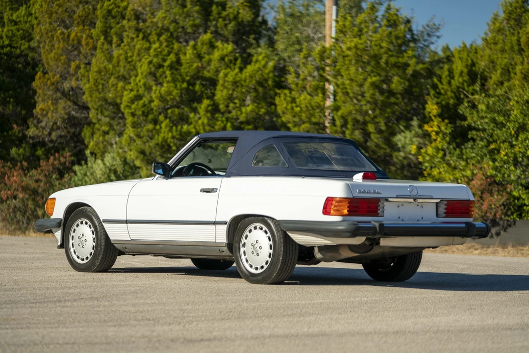 1987 Mercedes-Benz R107 SL-Class - Image 30 of 31