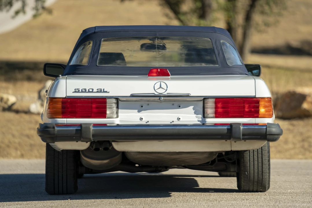 1987 Mercedes-Benz R107 SL-Class - Image 28 of 31