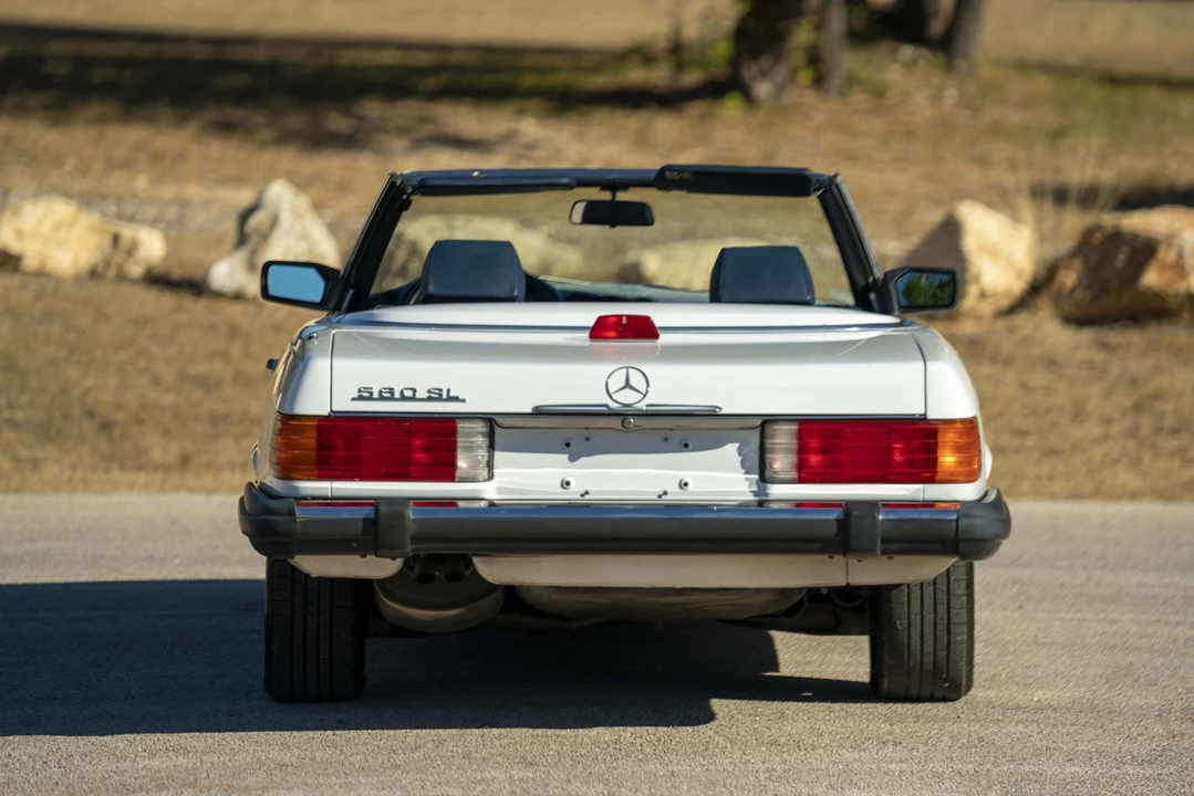 1987 Mercedes-Benz R107 SL-Class - Image 15 of 31