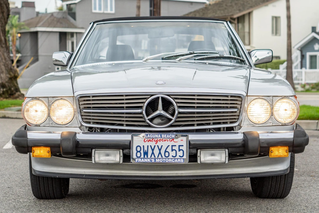 1987 Mercedes-Benz R107 SL-Class - Image 2 of 31