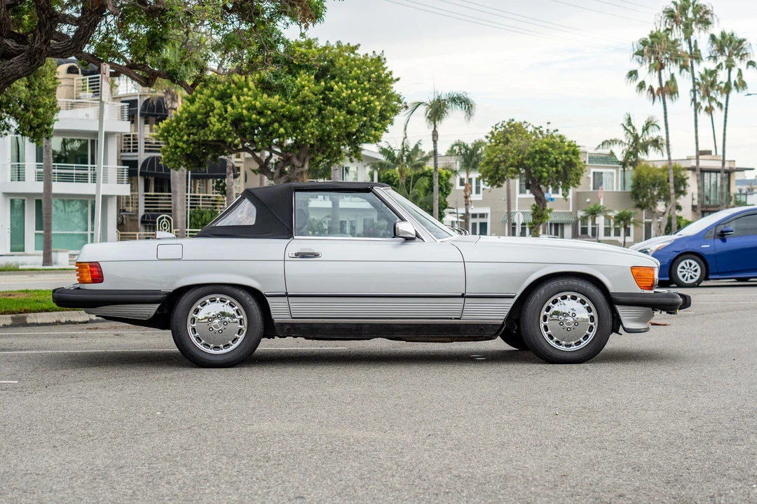 1987 Mercedes-Benz R107 SL-Class - Image 25 of 31