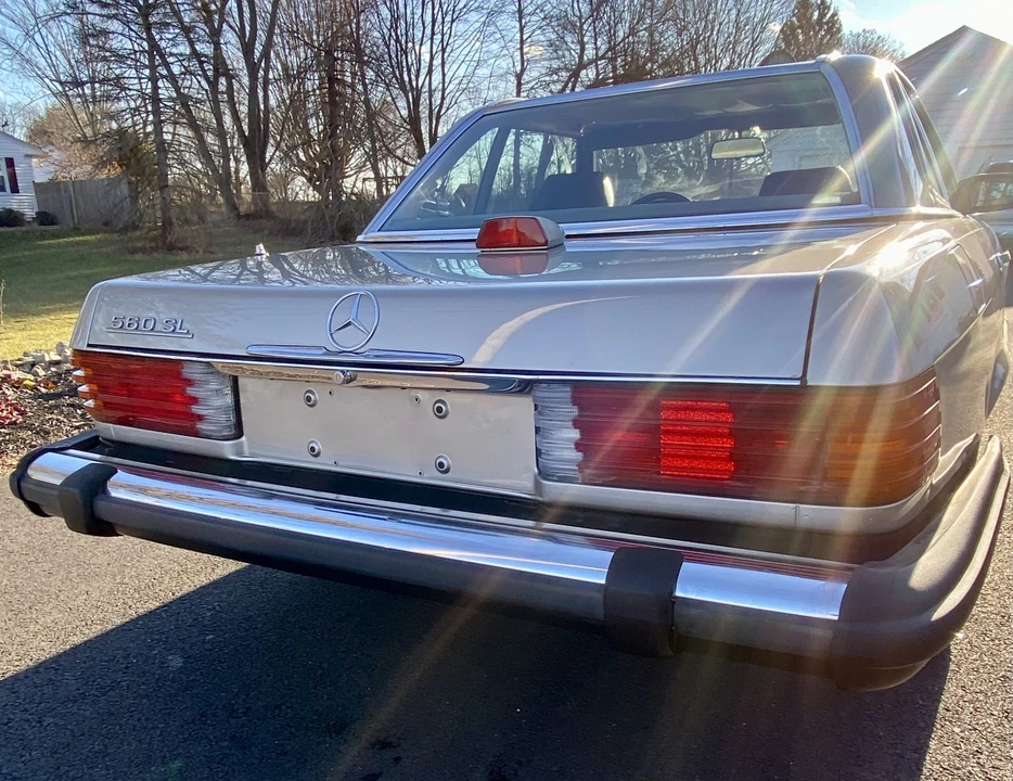 1987 Mercedes-Benz R107 SL-Class - Image 25 of 31