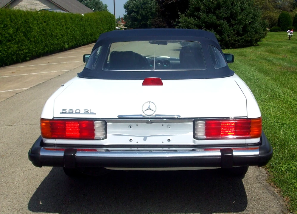 1987 Mercedes-Benz R107 SL-Class - Image 12 of 31