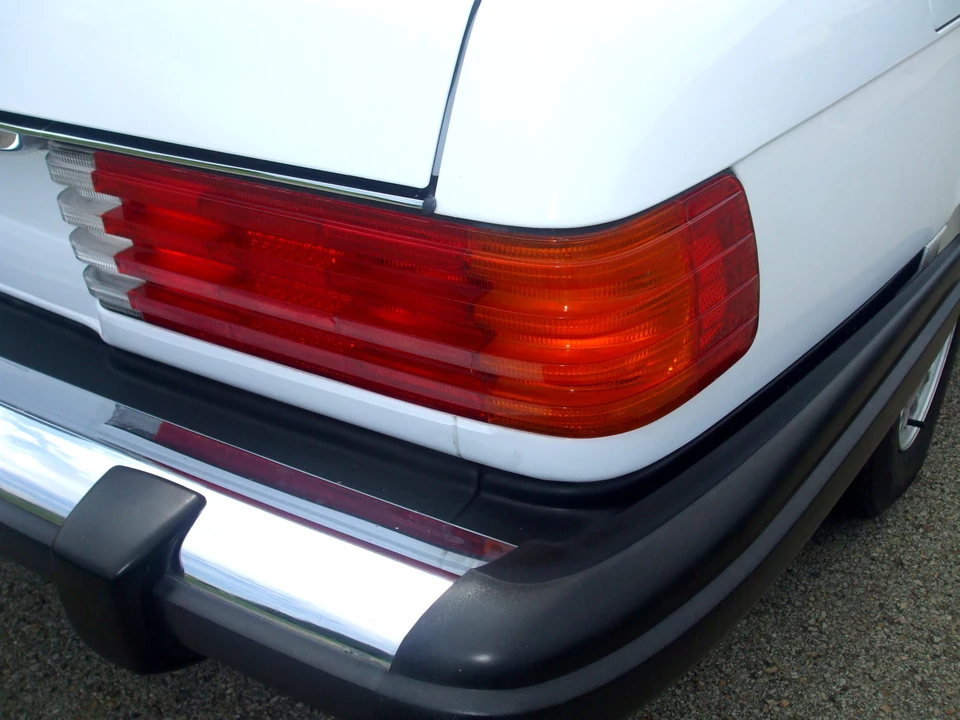 1987 Mercedes-Benz R107 SL-Class - Image 31 of 31