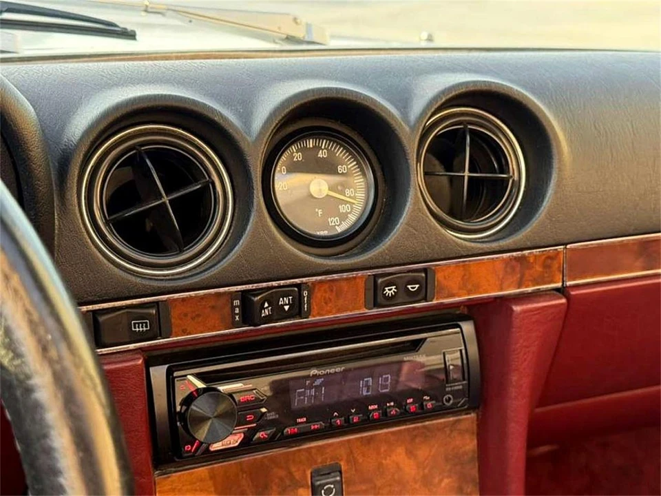 1987 Mercedes-Benz R107 SL-Class - Image 11 of 31