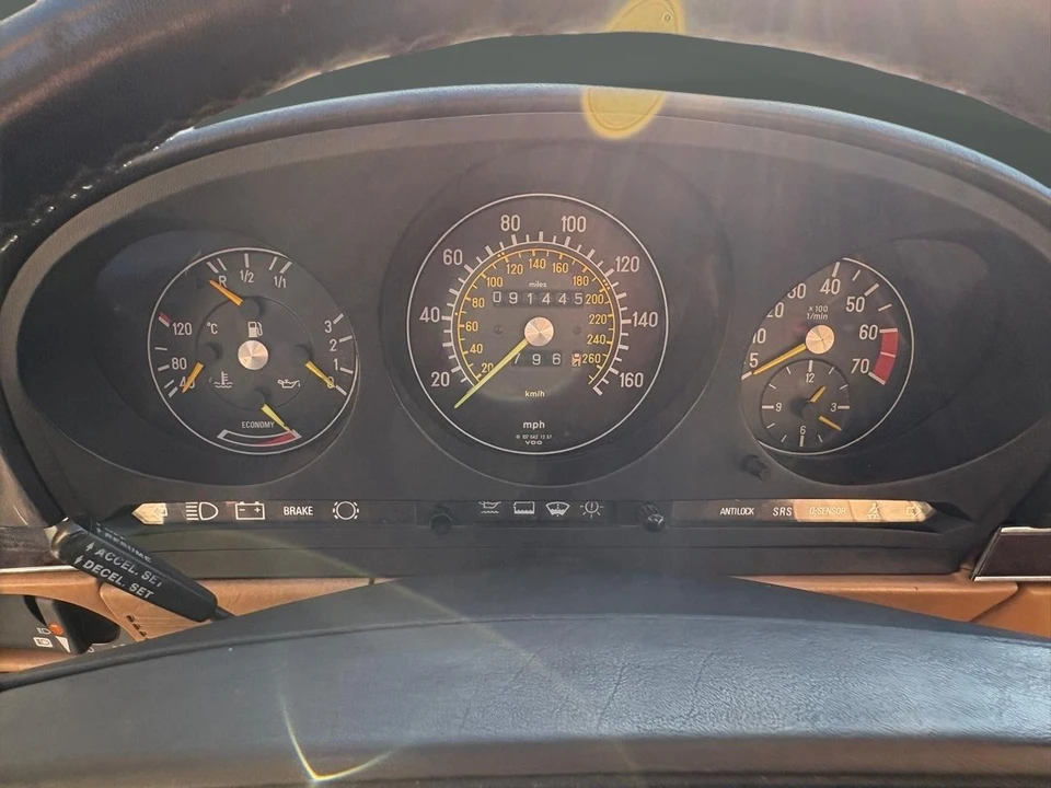 1987 Mercedes-Benz R107 SL-Class - Image 21 of 31