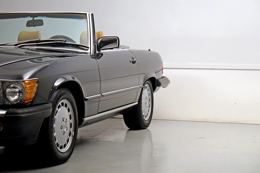 1987 Mercedes-Benz R107 SL-Class - Image 24 of 31