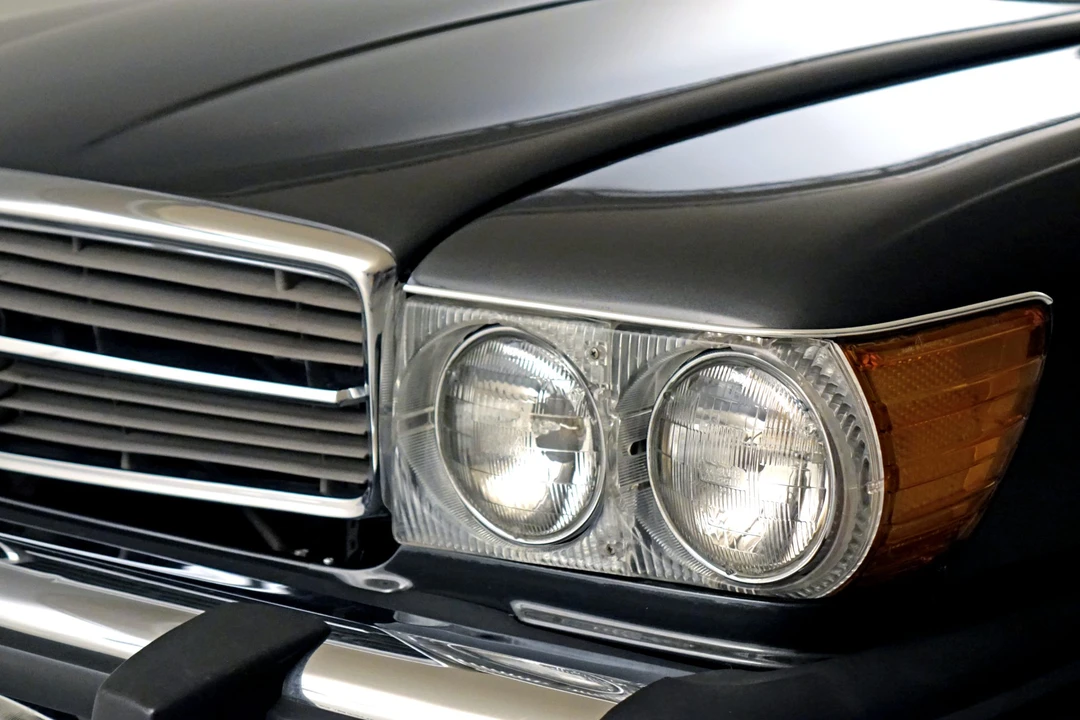 1987 Mercedes-Benz R107 SL-Class - Image 31 of 31