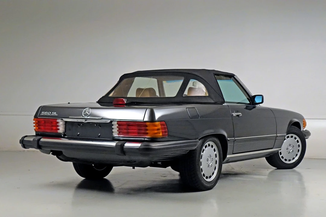 1987 Mercedes-Benz R107 SL-Class - Image 16 of 31