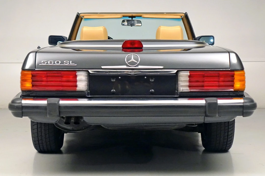 1987 Mercedes-Benz R107 SL-Class - Image 17 of 31